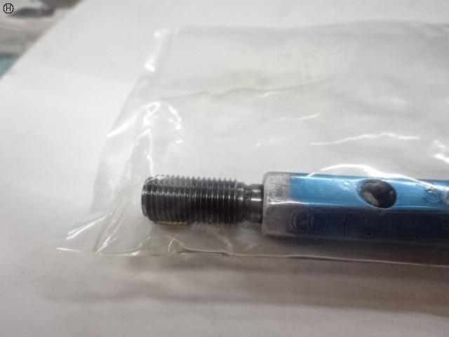  3/8-24UNF-3B Screw/Stopper Image 3