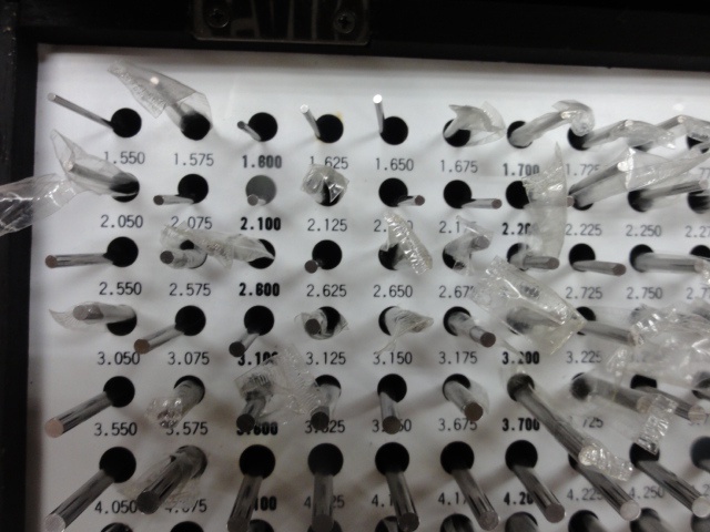 EISEN EM1 Pin Image 2