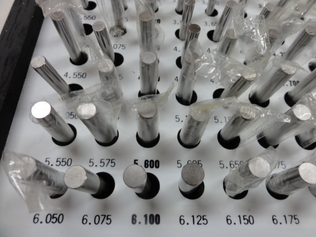 EISEN EM1 Pin Image 4