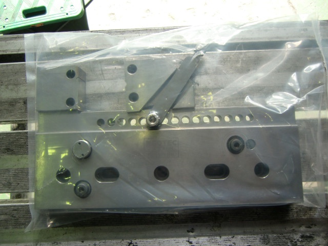 SAKAE SEIKI WPV-150AJ EDM Tool Image 1