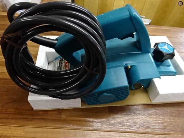 Makita 1900B Electric Tool Image 2
