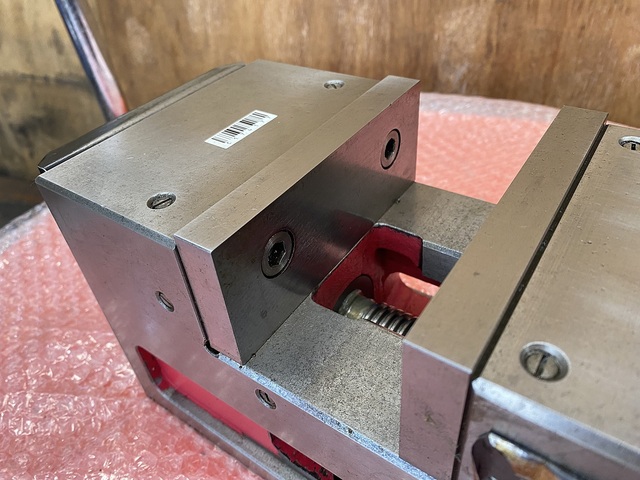 NABEYA FA VISE125 Vice Image 3
