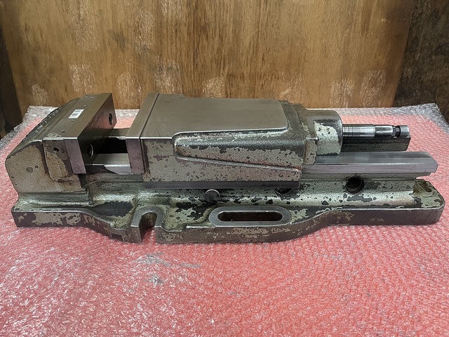 TAKEDA MACHINE TOOLS TK-150HVS Vice Image 1