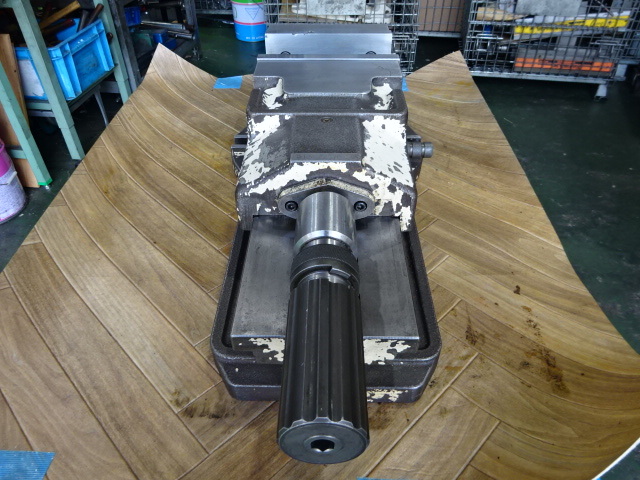 TSUDAKOMA VH-175 Vice Image 3