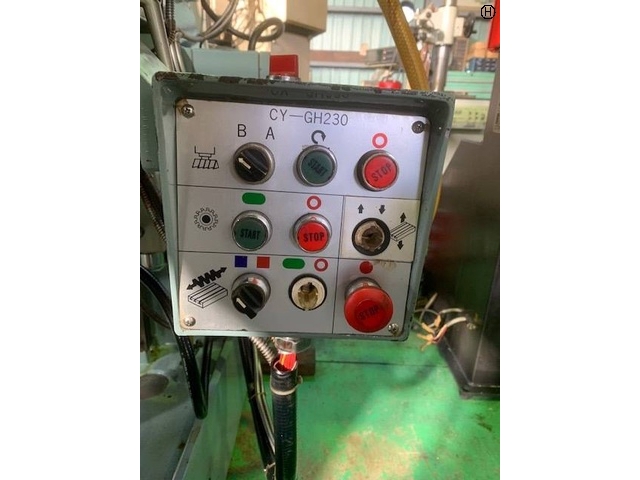 振英工業 CY-GH230 Vertical & Horizontal Milling Machine Image 2
