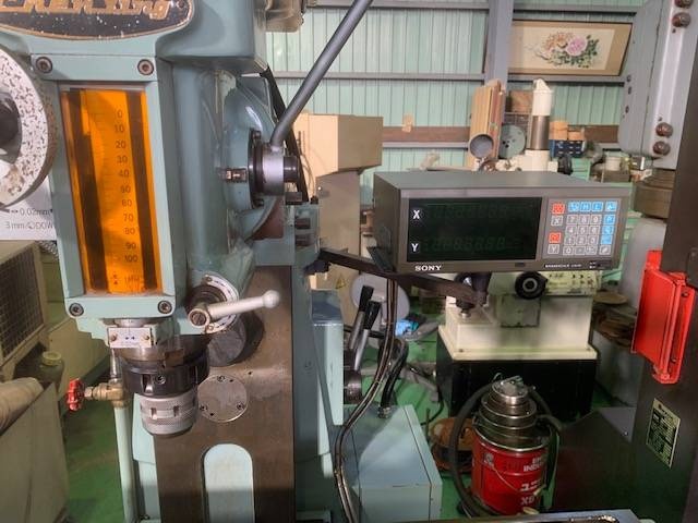 振英工業 CY-GH230 Vertical & Horizontal Milling Machine Image 3