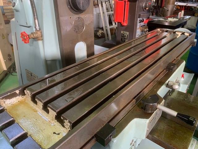 振英工業 CY-GH230 Vertical & Horizontal Milling Machine Image 6