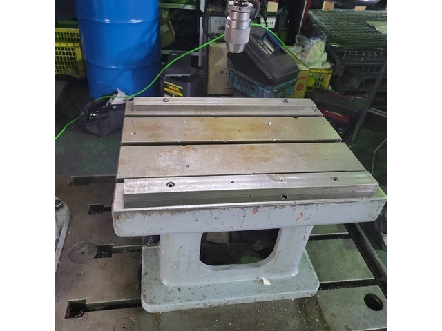 Yoshida Tekkoujo YRD-1050 Radial Drilling Machine Image 7