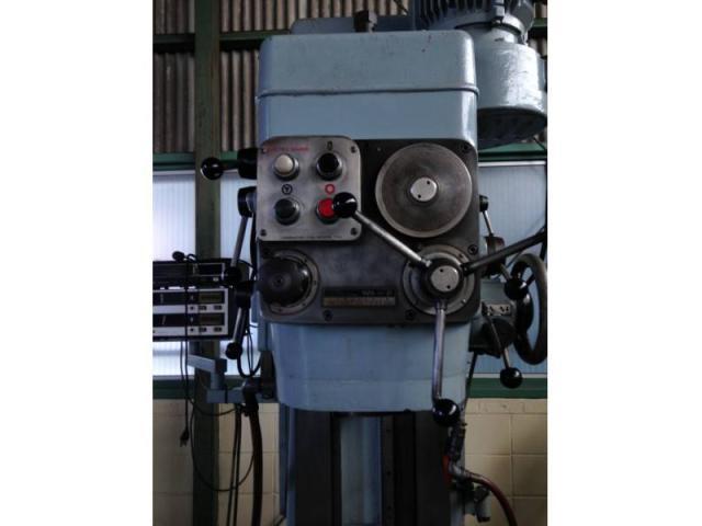 YAMASAKI GIKEN YZ-8 Horizontal Type Boring Mills Image 3
