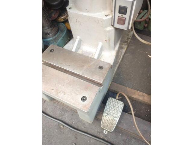 YOSHIKAWA IRON WORKS US-30 Crimper Image 3