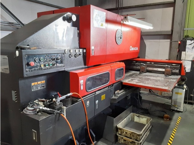 AMADA PEGA-304050 Turret Punch Press Image 2