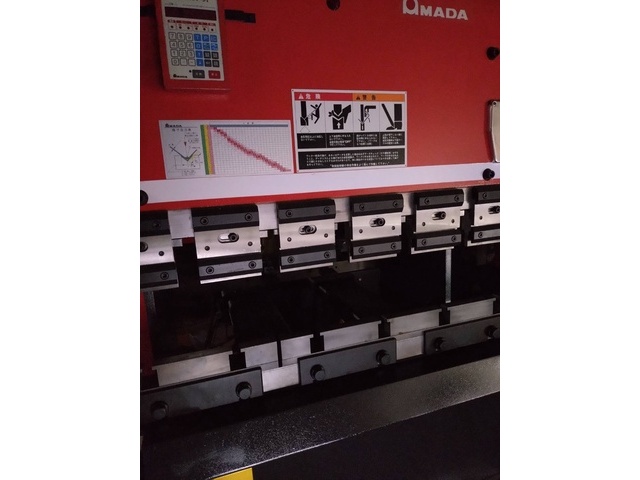 AMADA RG-35S Press Brake/Bender Image 2