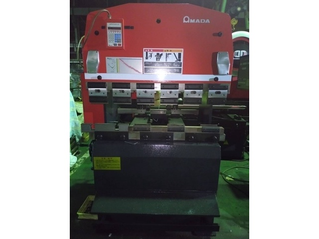 AMADA RG-35S Press Brake/Bender Image 6