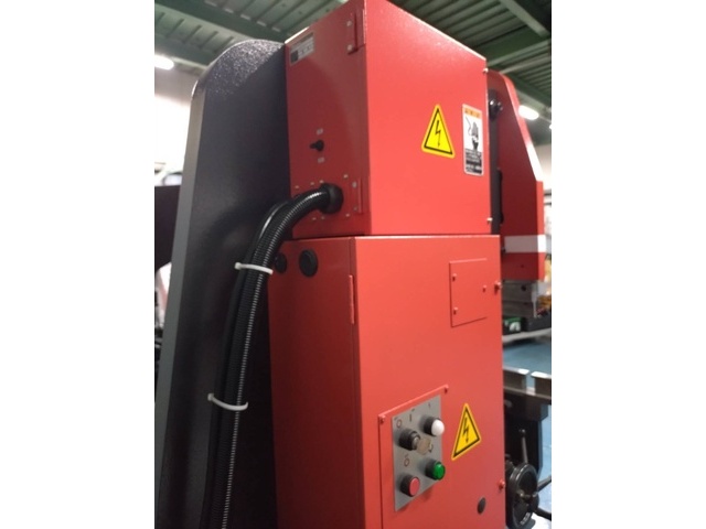 AMADA RG-80 Press Brake/Bender Image 5