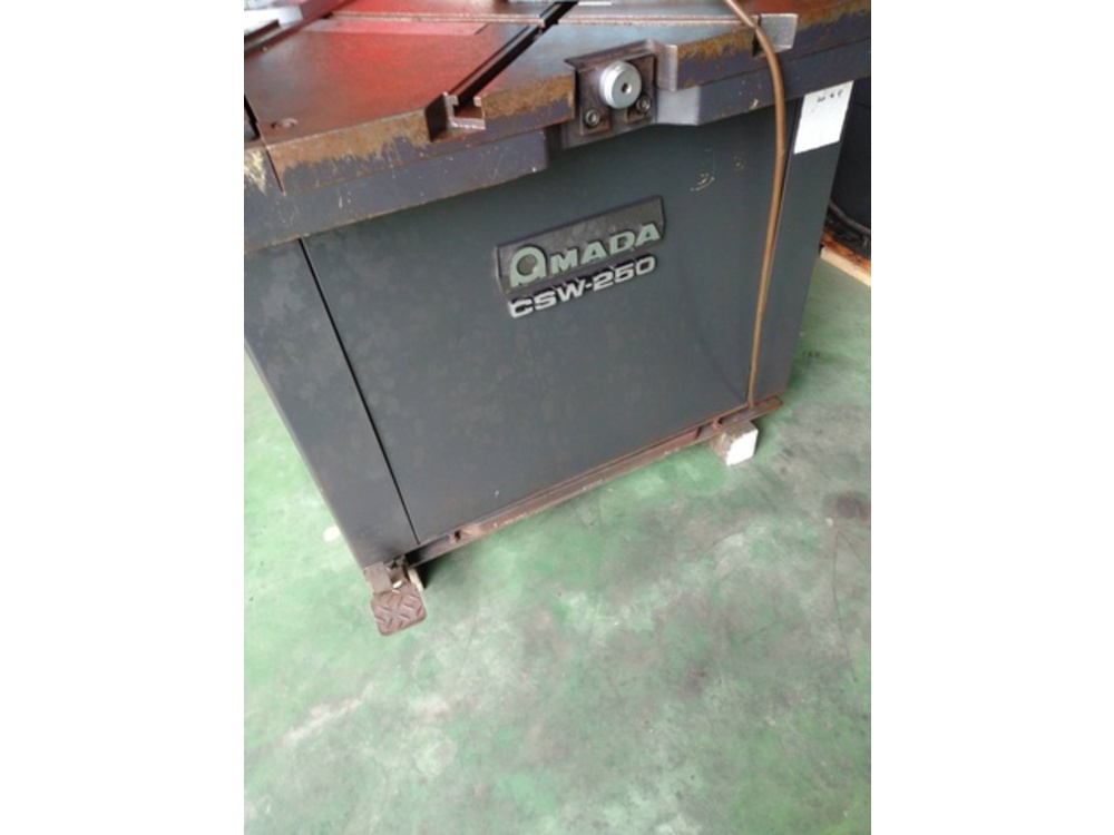 AMADA CSW-250 Corner Shear