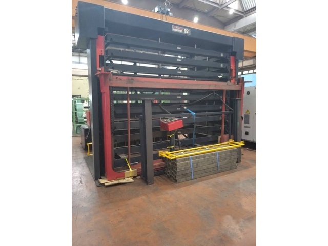 AMADA AMS951 Bending Roll Machine Image 7
