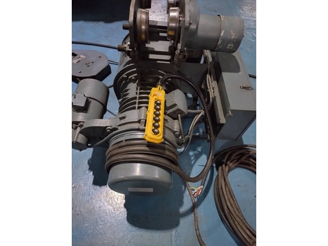 Hitachi Industrial Equipment Systems 2.8MC-T65 Hoist Image 7