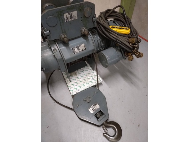 Hitachi Industrial Equipment Systems 2.8MC6 Hoist Image 1