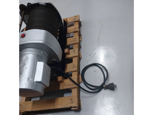 富士製作所 FEW-2100 Winch Image 6