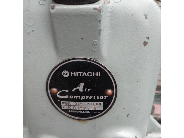 日立産機システム 0.75P-9.5T コンプレッサー の画像 2枚目