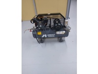 アネスト岩田 TLP22EG-10 コンプレッサー OT-00332 の画像