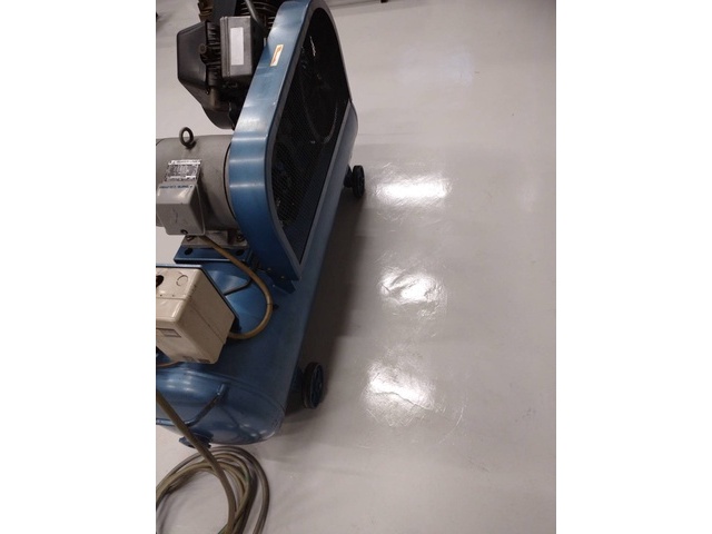ANEST IWATA SP-37P Compressor Image 8