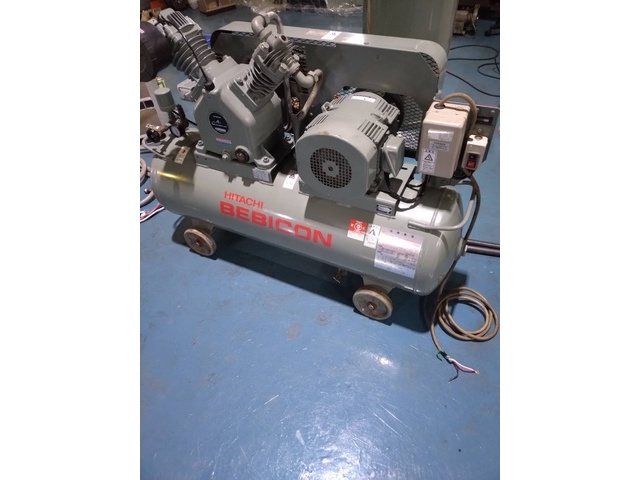 Hitachi Industrial Equipment Systems 3.7P-9.5VD6 Compressor Image 1