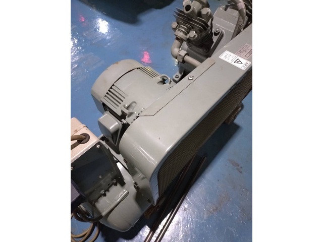 Hitachi Industrial Equipment Systems 3.7P-9.5VD6 Compressor Image 7
