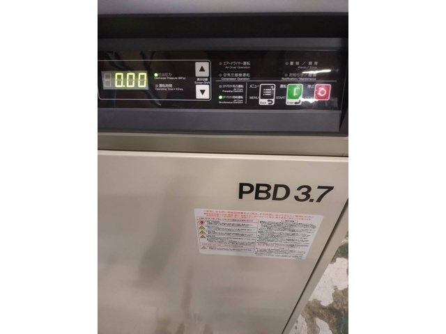 日立産機システム PBD-3.7MNB6 コンプレッサー の画像 4枚目