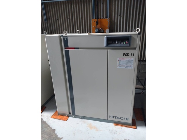 日立産機システム POD-11MNB6 コンプレッサー の画像 1枚目
