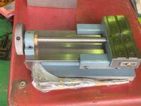 SAKAZAKI MACHINERY SV-1N Vice OT-00449 Image