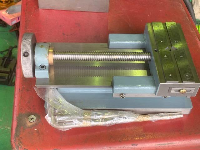 SAKAZAKI MACHINERY SV-1N Vice Image 4