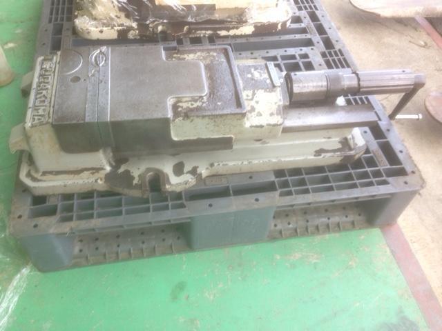 TSUDAKOMA VH200 Vice Image 7
