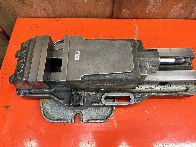 TAKEDA MACHINE TOOLS TK-150HVS Vice Image 2