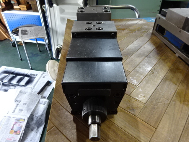 TSUDAKOMA VNA-1220 Vice Image 6