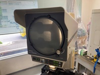 ミツトヨ PJ-2500 投影機 301398 の画像