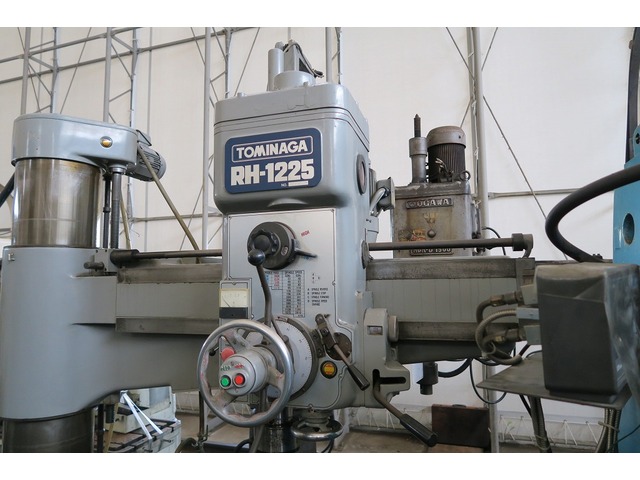TOMINAGA IRON WORKS RH-1225 Radial Drilling Machine Image 2