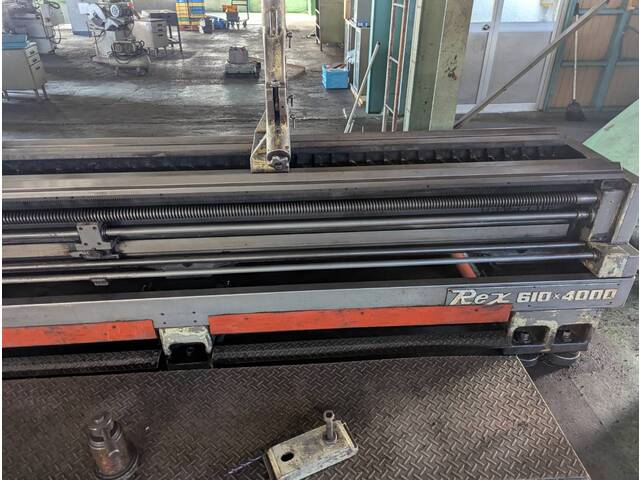 YAMAZAKIIRON WORKS REX610×4000 Lathe Image 4