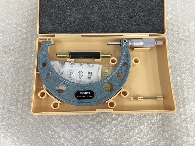 ミツトヨ OM-125(No.103-141) マイクロメーター（外側） の画像 1枚目