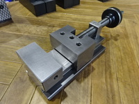 津田駒工業 口巾70 バイス A-0876 の画像