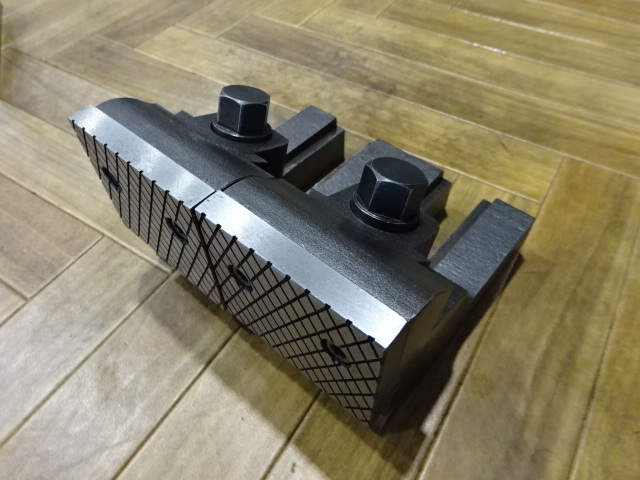 ニューストロング FV-350 バイス の画像 1枚目