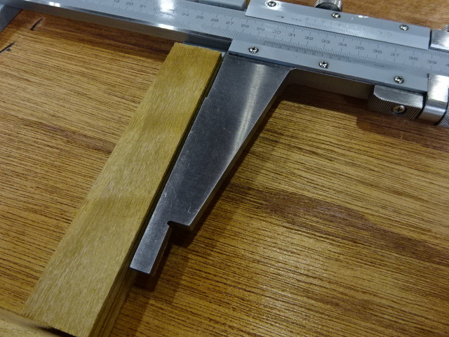 Mitutoyo CM100 Vernier calipers Image 3