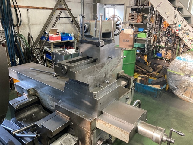 TUDAKOMA TFL1600X1200 Lathe Image 5