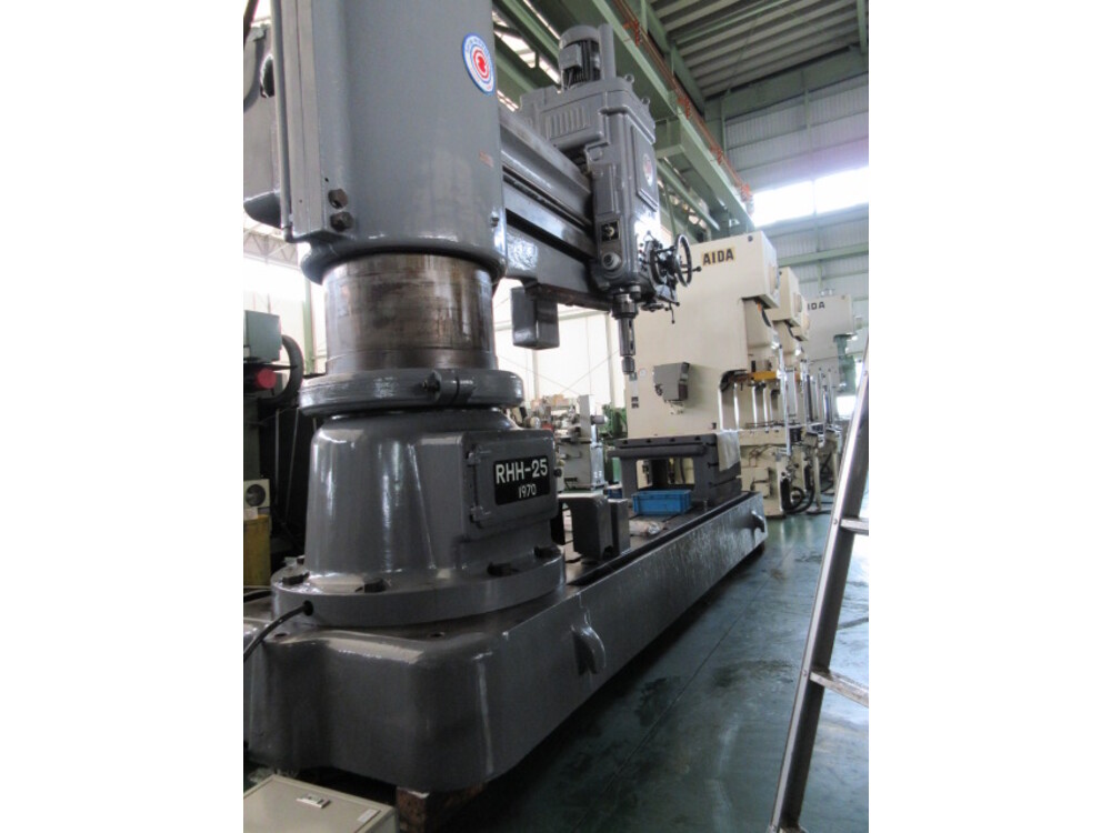 SHIN NIPPON KOKI RHH-25 Radial Drilling Machine
