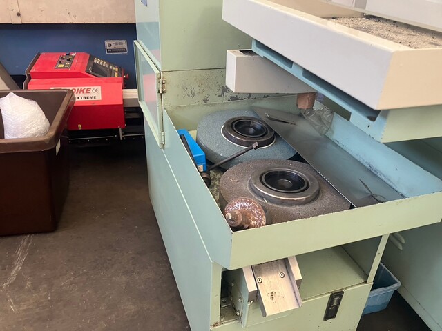 KURODA SEIKO GS-FHF Surface Grinder Image 7