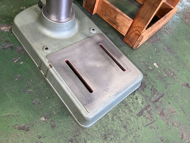 Kitagawa KDT-410 Desktop Drilling Machine Image 7