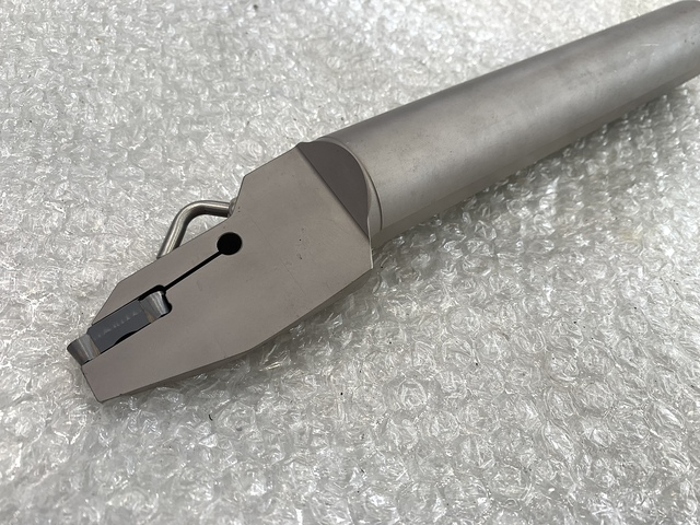 TUNGALOY CGIUL40-8T83-D160-15A Bite Image 3