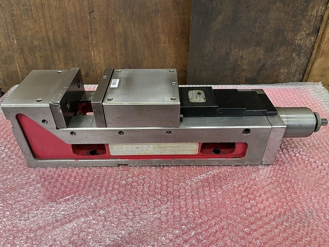 NABEYA FA VISE125 Vice Image 1