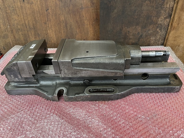 TAKEDA MACHINE TOOLS TK-150HVS Vice Image 1