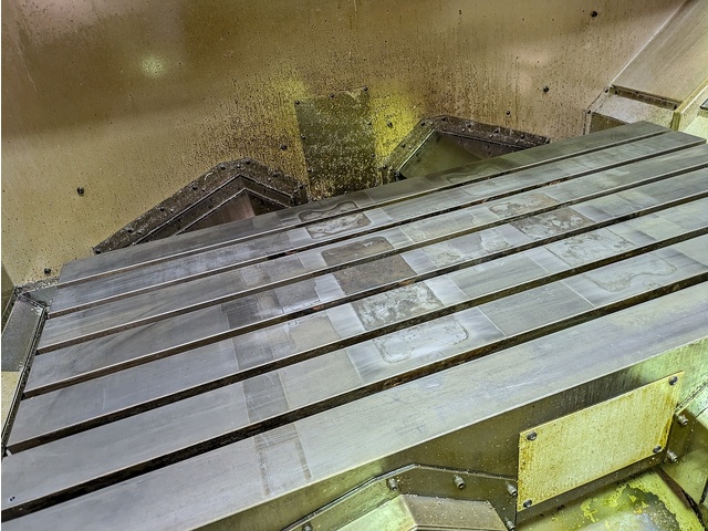 MAKINO V77 Vertical Machining Center Image 3